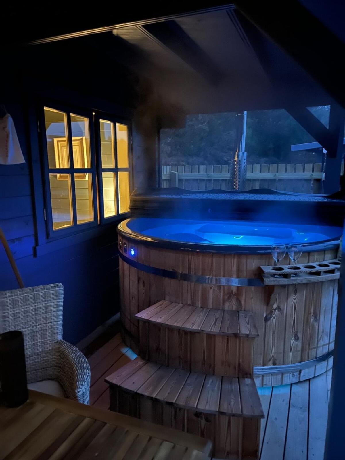 Retreat Hot Tub Highland Cabin Inverness Zewnętrze zdjęcie