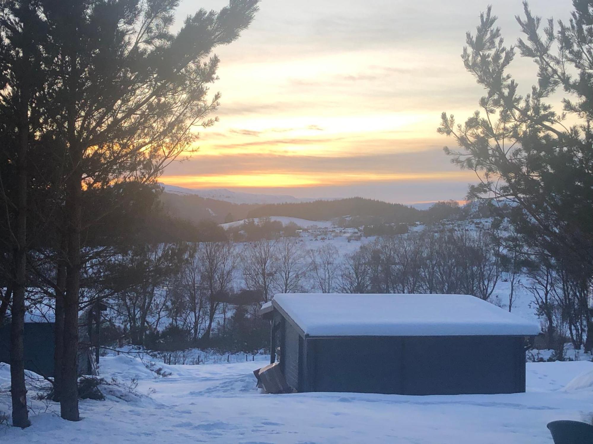 Retreat Hot Tub Highland Cabin Inverness Zewnętrze zdjęcie